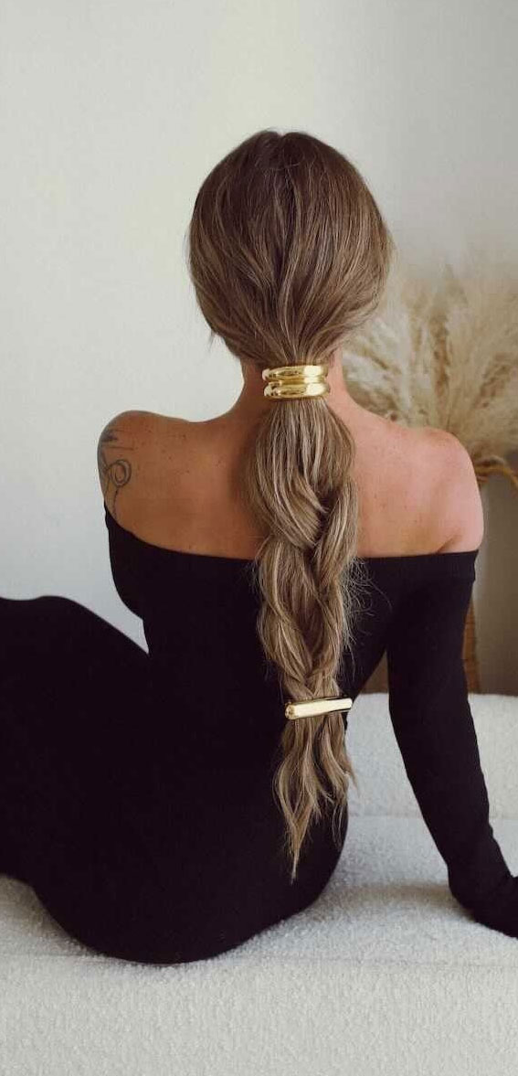 50+ Braided Hairstyles To Try Right Now : Easy Chunky Braid Tail