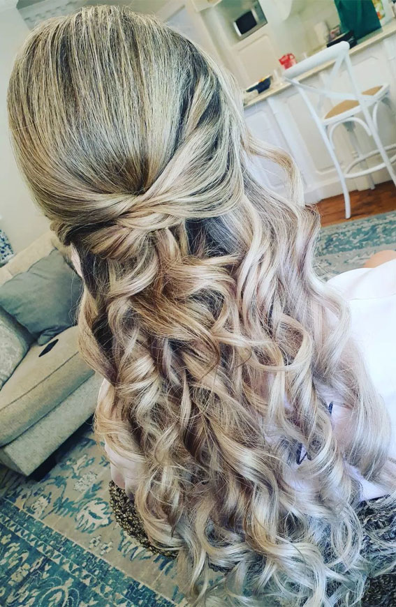 45 Half Up Half Down Prom Hairstyles : Half Up Curly Do