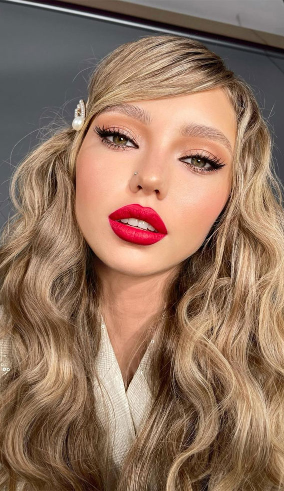 35 Best Prom Makeup Ideas : Red Lips for Red Carpet