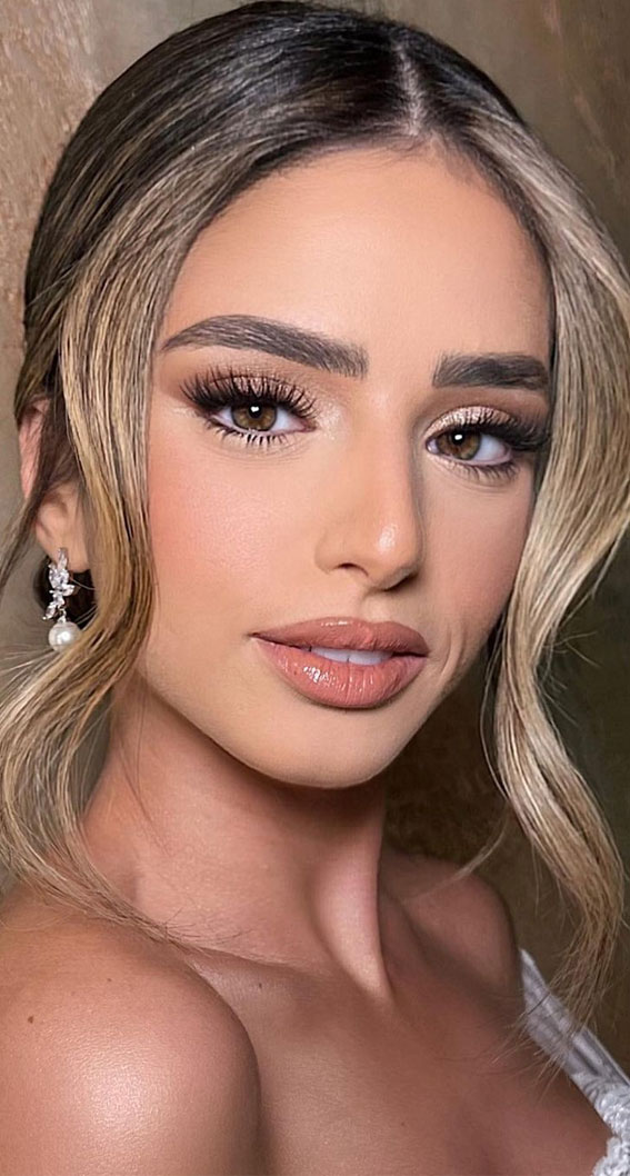 35 Best Prom Makeup Ideas : Soft Glam + 3D Lashes
