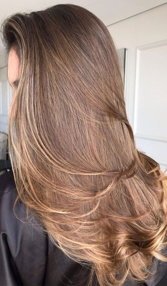 30+ Hair Colour Trends To Try in 2023 : Golden Chestnut & Toffee Pudding