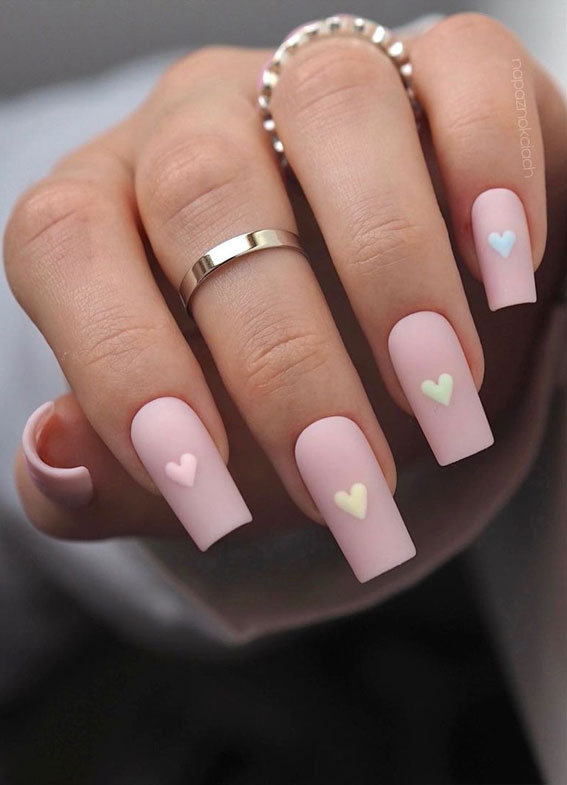 59 Cutest Valentine’s Day Nails To Wear Right Now : Matte Square Nails with Heart