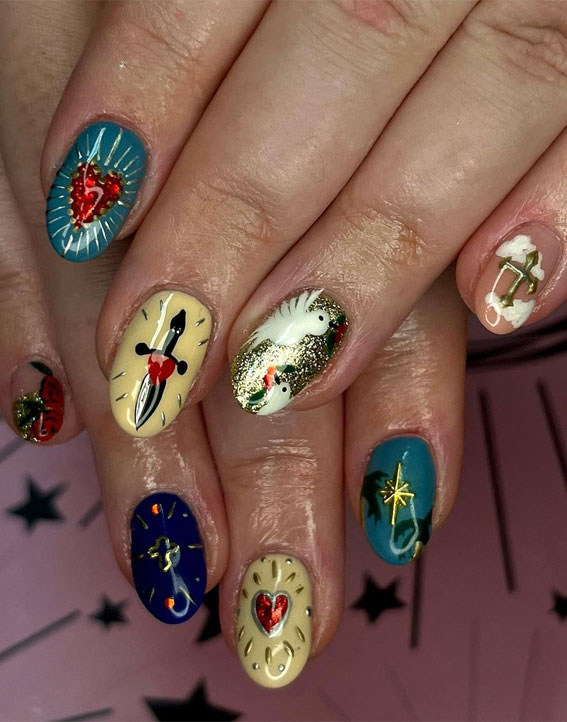 59 Cutest Valentine’s Day Nails To Wear Right Now : Baz Luhrmann style nails