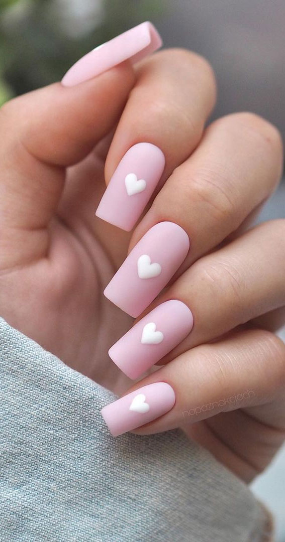 59 Cutest Valentine’s Day Nails To Wear Right Now : White Heart Matte Square Nails