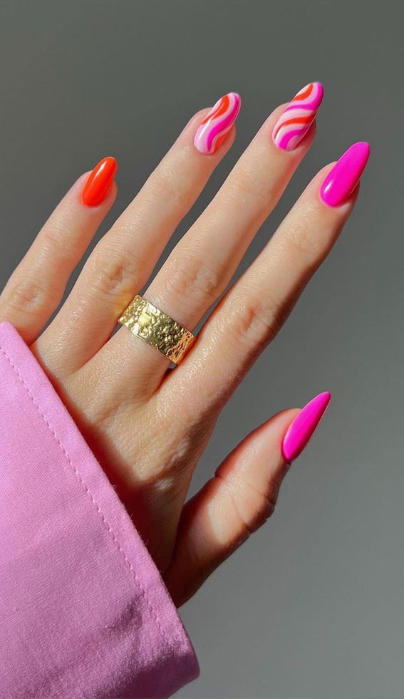 59 Cutest Valentine’s Day Nails To Wear Right Now : Bold Orange & Pink Swirl