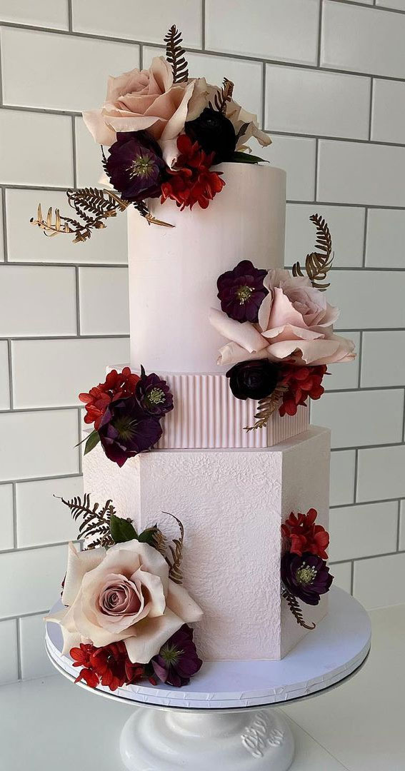 Top 50 Wedding Cake Trends 2023 : Hexagon & Round Cake