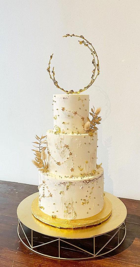 Top 50 Wedding Cake Trends 2023 : Celestial Vibes