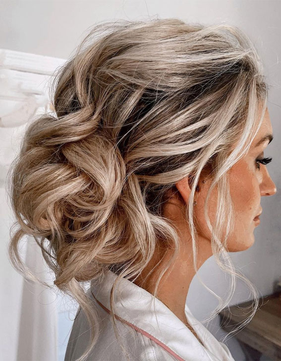 The Modern Bride's Guide to Low Buns and Chignons – Bridal Styles Boutique