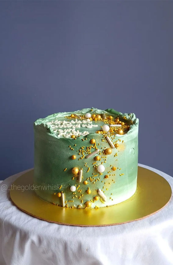 How to Ice a Perfect Green Ombre Cake for Beginners  XO Katie Rosario