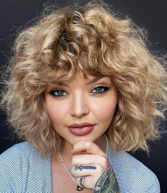 50+ New Haircut Ideas For Women To Try In 2023 : Soft Honey Blonde Curly  Hair