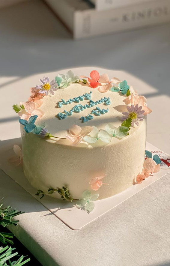 So Yummy Cake Decorating Ideas For Beginner | Easy Cake Design for Birthday  | Image Cake … | Easy cake decorating, Simple cake designs, Simple birthday cake  designs