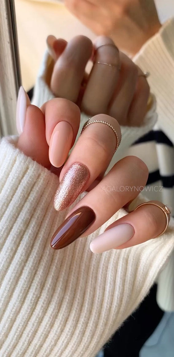 40 Awesome Spring Nail Ideas 2023 : Nude & Brown Nails