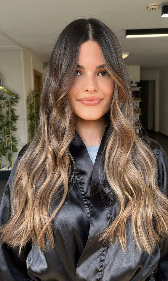 50+ Brunette + Brown Hair Colours & Hairstyles : Honey Blonde Balayage