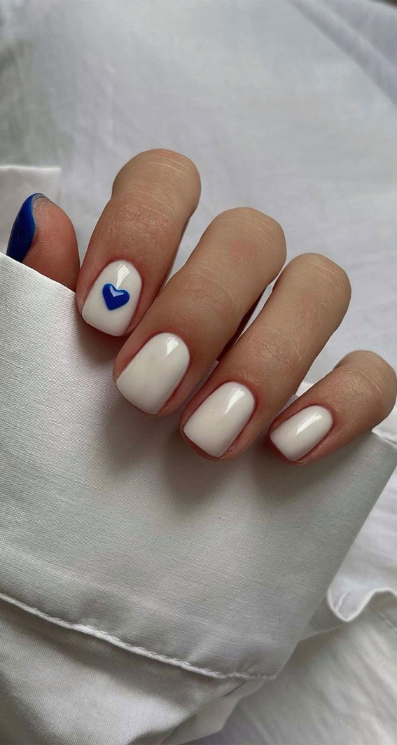 45 Pretty Short Nails For Spring & Summer : Blue Cobalt Heart Milky Nails