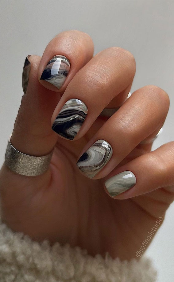 45 Pretty Short Nails For Spring & Summer : Grey Marble Nails