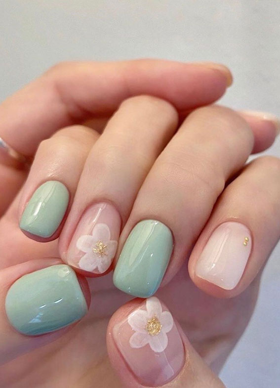 50 Best Summer Nails To Try in 2023 : Sage Green + Flower Nails
