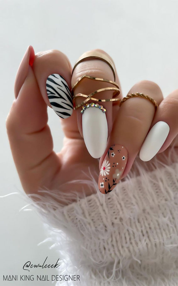 50 Best Summer Nails To Try in 2023 : Zebra Print + Floral White Nails