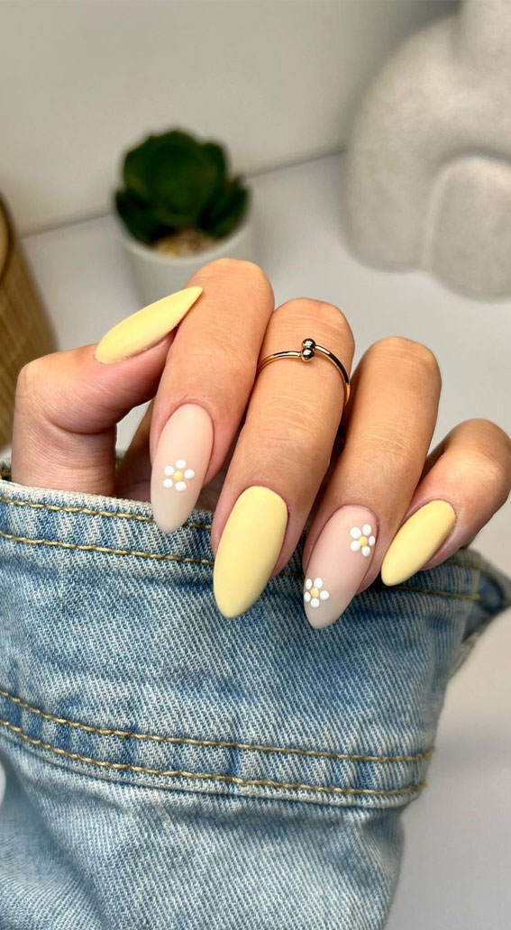 Your Nails Deserve These Floral Designs : Matte Nude & Yellow Nails