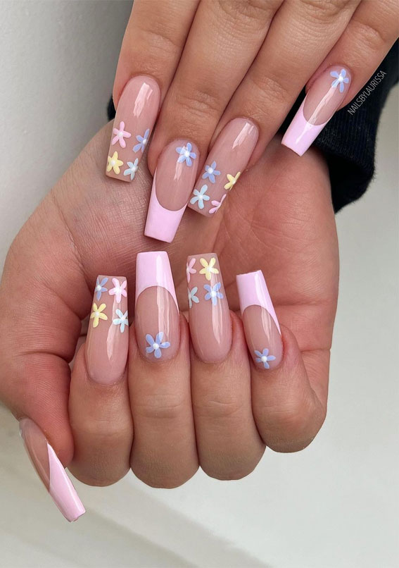 50 Best Summer Nails To Try in 2023 : Pastel Daisy Acrylic Nails