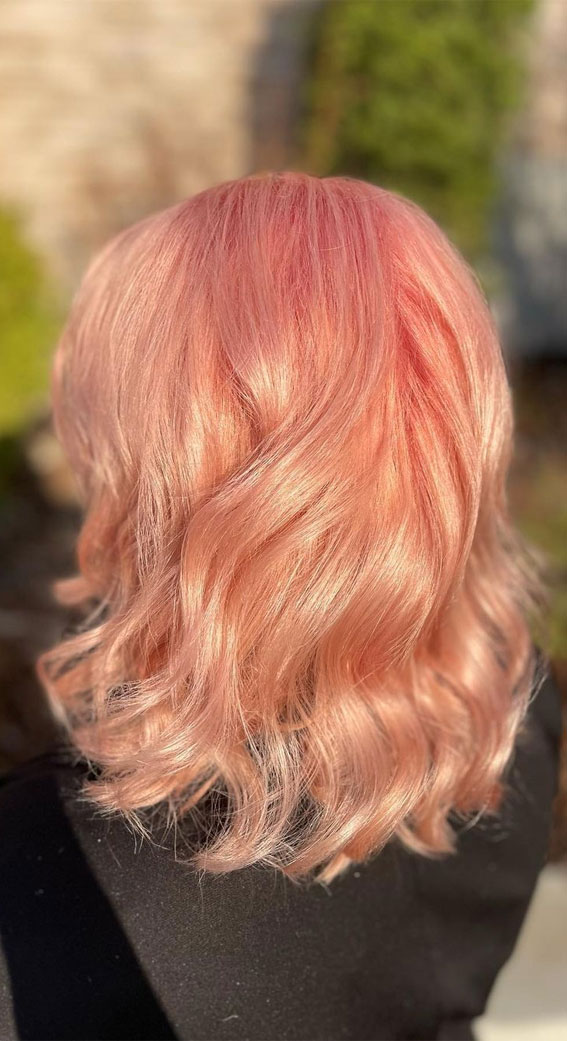 25 Peach Hair Colour Ideas That’re Perfect For Summer : Peach Lob Soft Waves