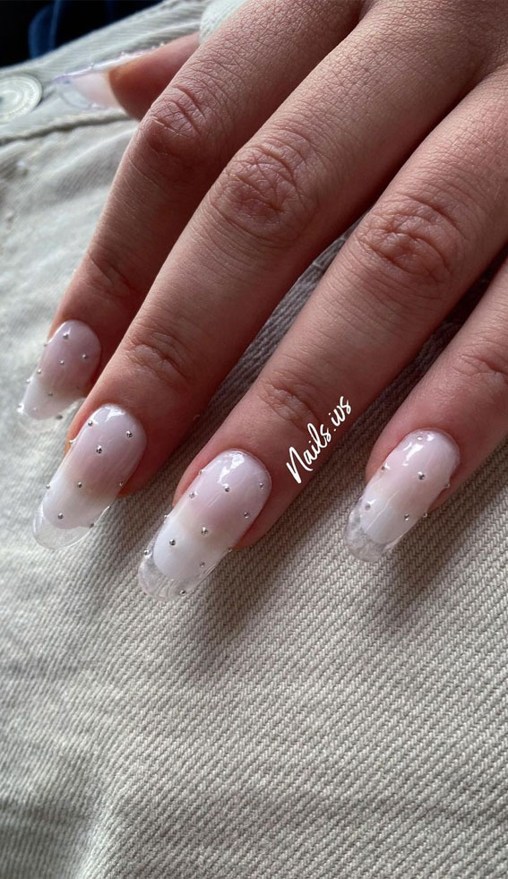 French Glass Nails That’re Sophisticated and Understated : Elegant Silver Pearl Nails