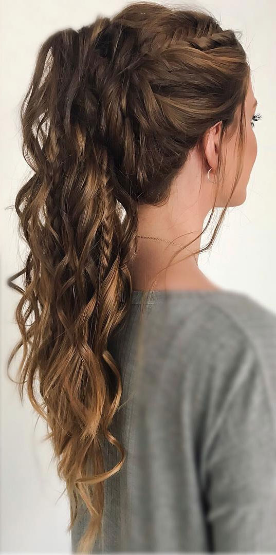 Cute Hairstyles That’re Perfect For Warm Weather : Fishtail Braided Soft Wave Ponytail