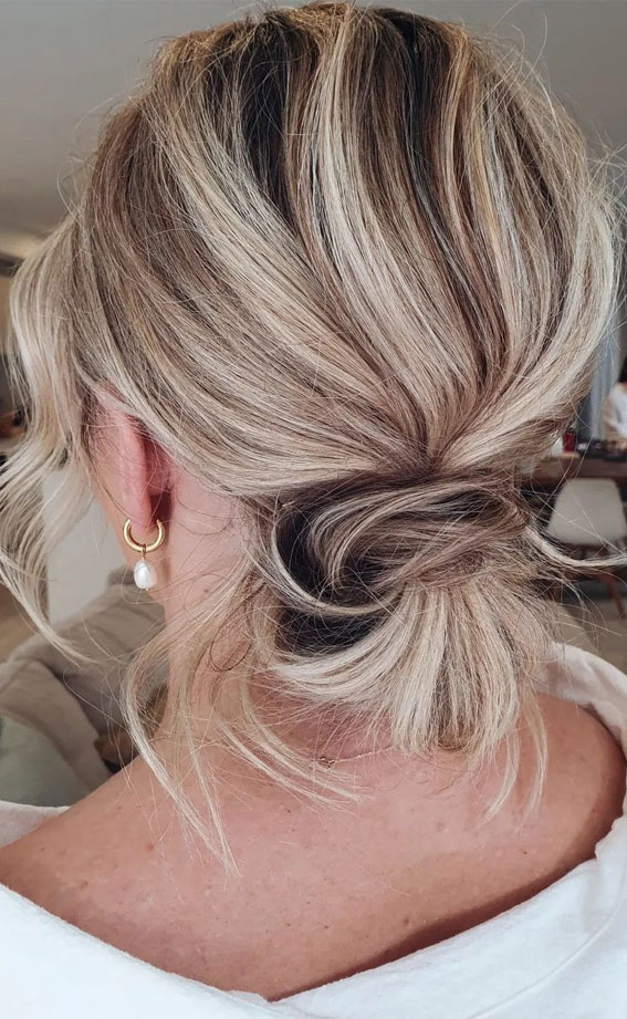 Cute Hairstyles That’re Perfect For Warm Weather : Effortless Messy Low Bun