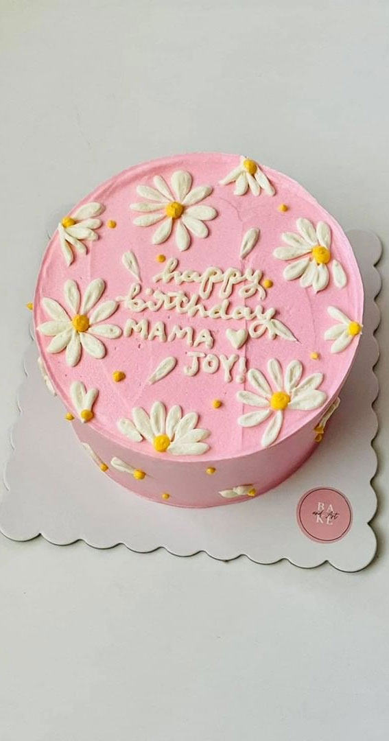 50+Cute Minimalist Buttercream Cakes : Daisy Pink Birthday Cake