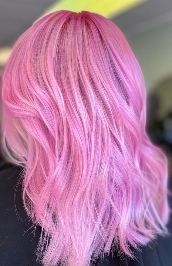 https://www.fabmood.com/inspiration/wp-content/uploads/2023/04/pink-hair-colours-9.jpg
