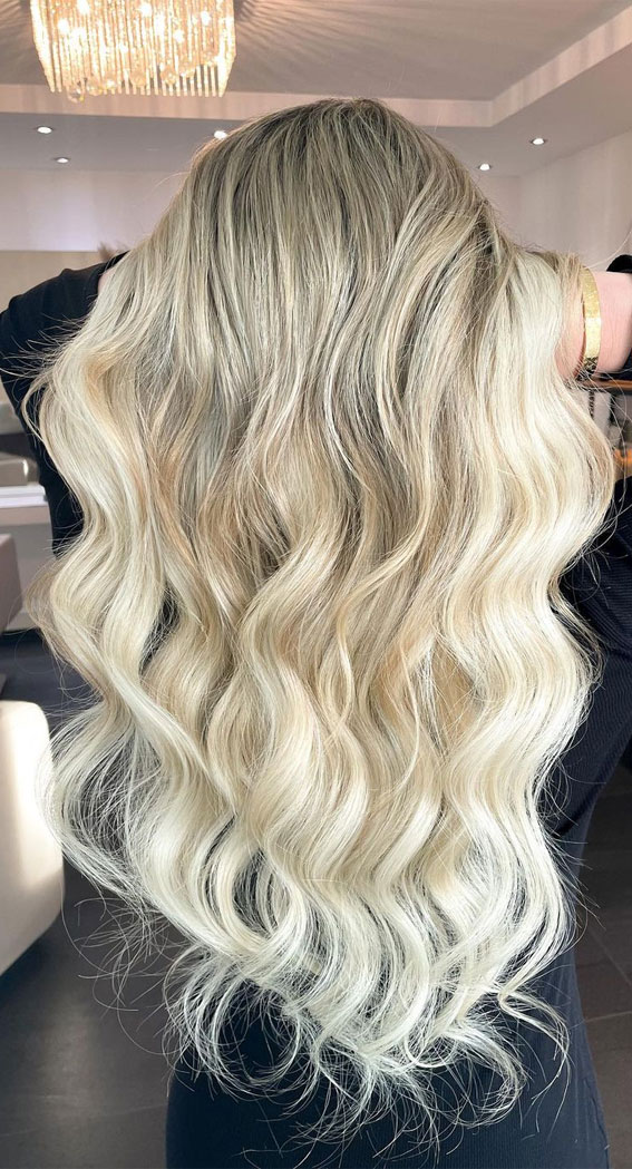 35 Cute Summer Hair Colours & Hairstyles : Summer Blonde + Babylights