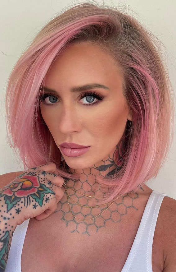 Alluring Hair Colour Ideas For Trendsetters : Peach with Pink Face-Framing Bob