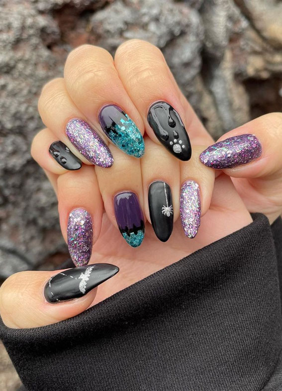 30 Spooktacular Halloween Nail Designs : Shimmery Purple & Black Nails