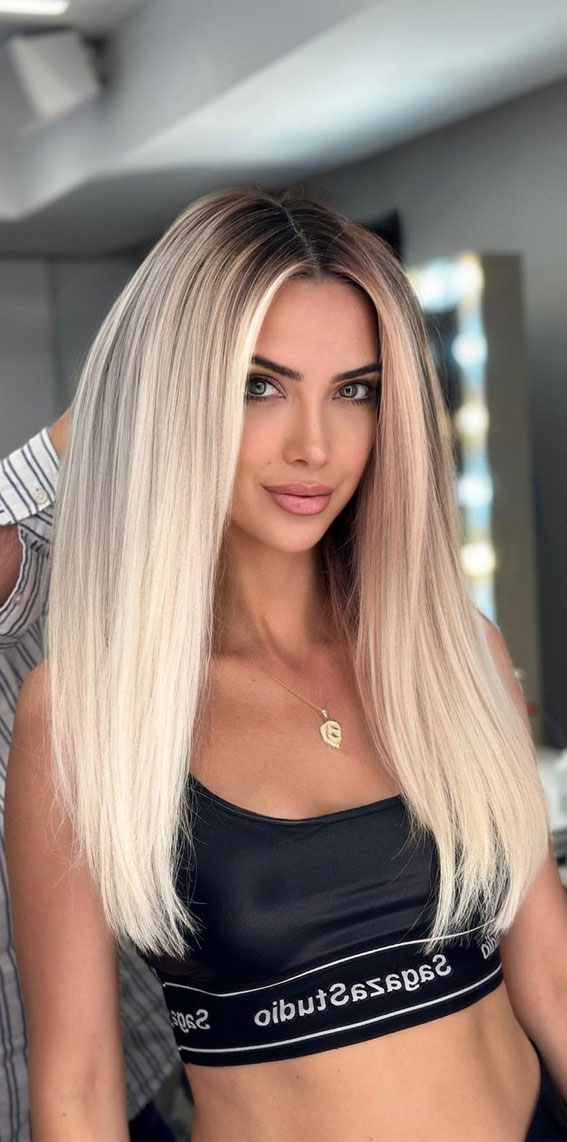 50 Inspiring Hair Colour Ideas for All Ages : Vanilla Blonde Balayage with Dirty Roots