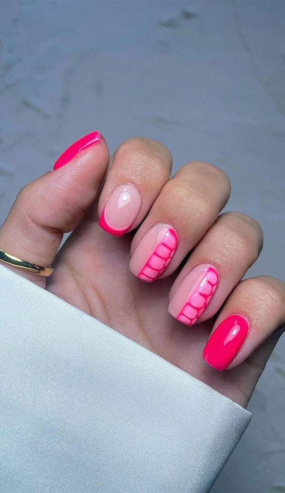 30 Playful Pink Nail Art Designs For Every Occasion : Pink Crocodile Print Nails