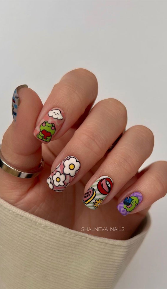 Channel the Enchanting Spirit of Summer on Your Nails : Froggy & Flower Nails