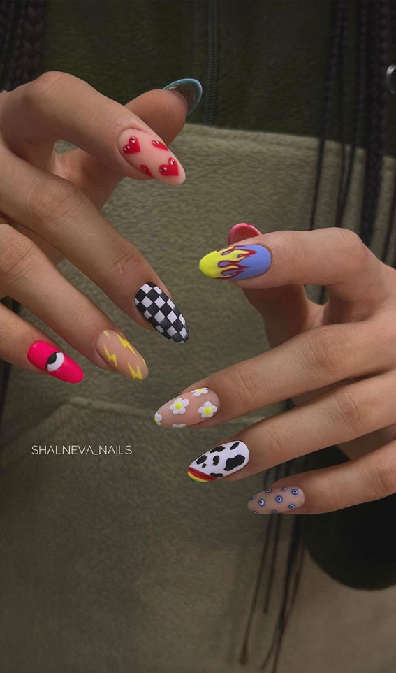 Channel the Enchanting Spirit of Summer on Your Nails : Funky Mix n Match Nails