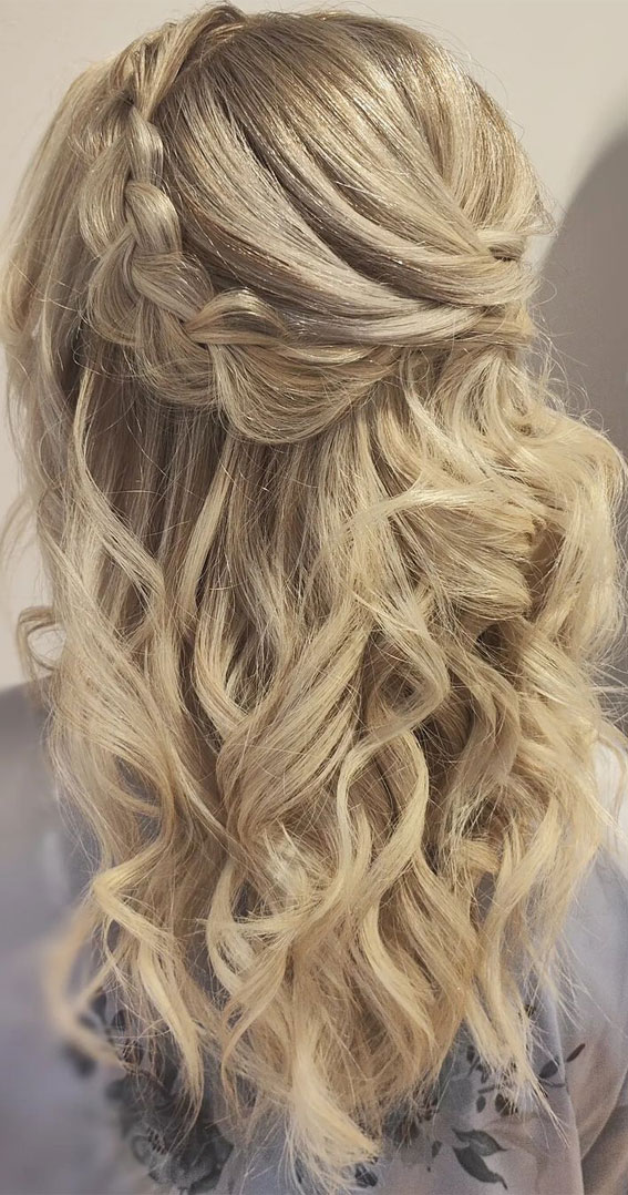 half up half down hairstyle, boho chic hairstyle, wedding hairstyle, bridal hairstyle, effortless hairstyle, updo, bridal updo, wedding hairdos