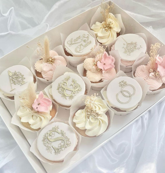 40 Irresistible Cupcake Ideas : Engagement Cupcakes