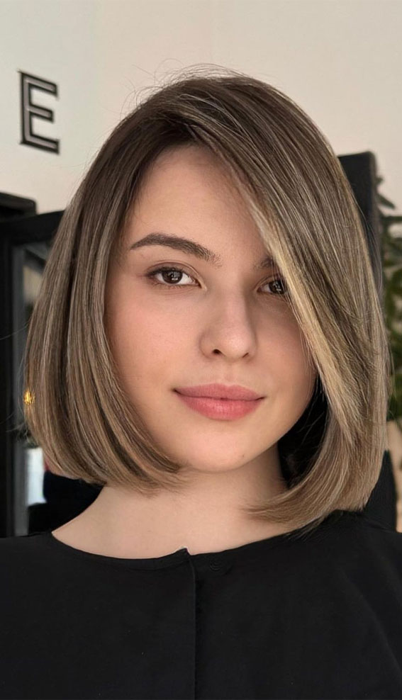 52 Best Bob Haircut Trends To Try in 2023 : Classic Chin-Length Bob