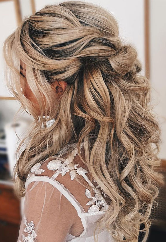 30 Stunning Yet Simple Wedding Hairstyles for All Textures