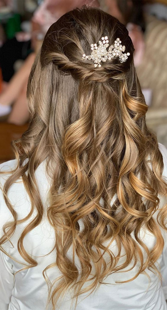 Half-Up, Half-Down Wedding Hairstyles that’re Chic and Versatile : Sweet & Romantic Half Up for a Boho Chic