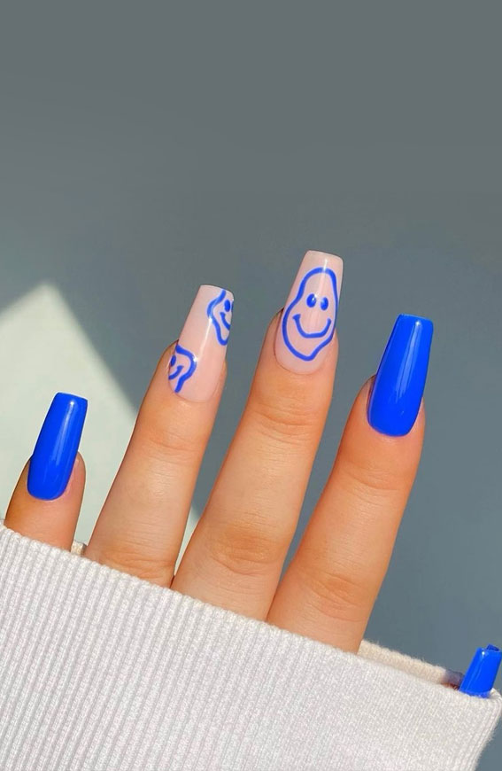 50 Pick and Mix Nail Designs for an Unboring Look : Blue Funky Smiley Face Nails