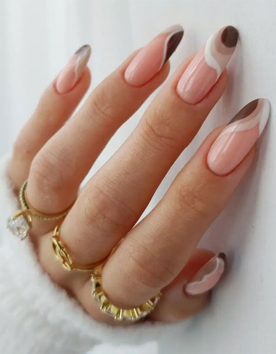 27 Glamorous, Soft, and Subtle Autumn Nail Designs : Shades of Nude Autumn-Inspired Nails