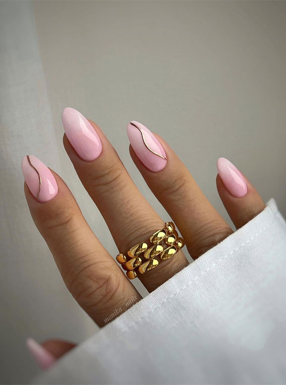27 Glamorous, Soft, and Subtle Autumn Nail Designs : Subtle Ombre Nails with Gold Lines