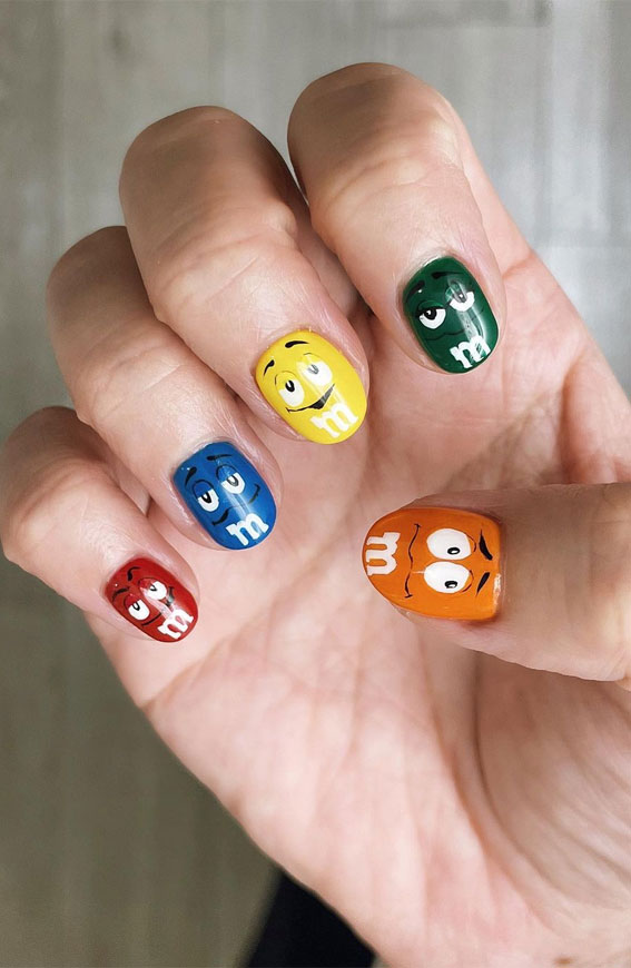 50 Pick and Mix Nail Designs for an Unboring Look : m&m Inspired Short Nails