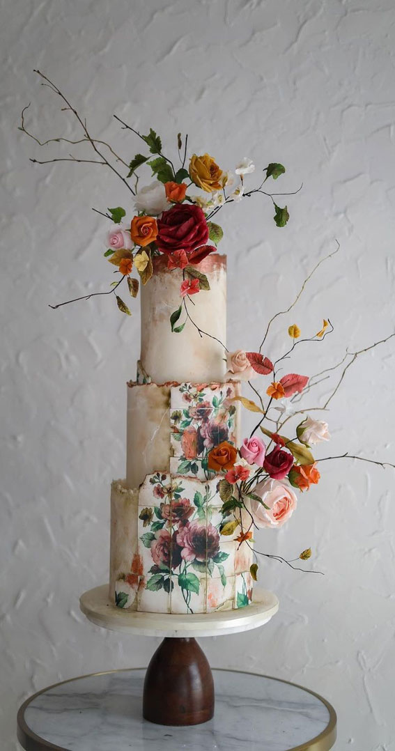 50 Artistic Masterpiece Wedding Cakes : Autumnal Floral & Painted Cake