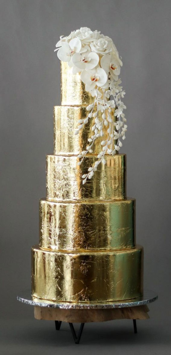50 Artistic Masterpiece Wedding Cakes : Gold Cake with Sugar orchids