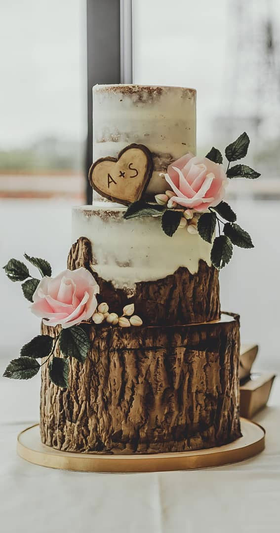 Woodland-inspired Wedding Cake Ideas : Wood Effect + Semi-Naked Cake