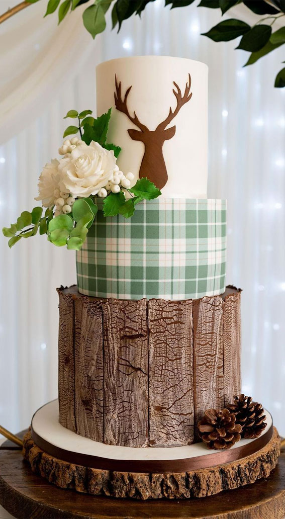Woodland-inspired Wedding Cake Ideas : Wood Bark & Tartan Cake