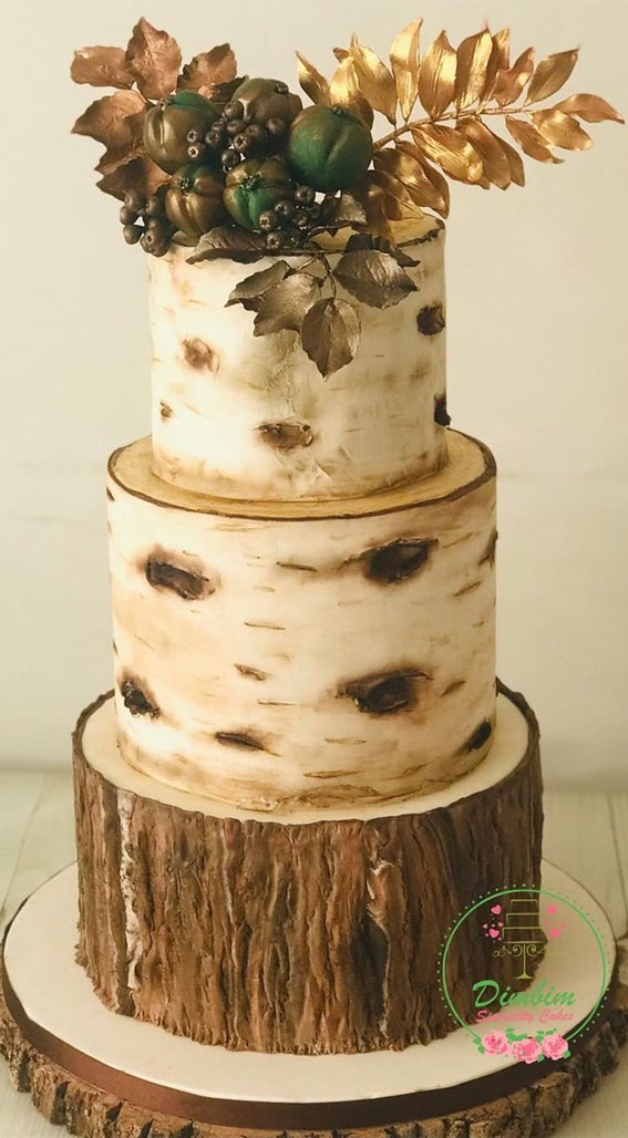 Woodland-inspired Wedding Cake Ideas : Wood Effect Cake with Metallic, Rustic Edible Leaves